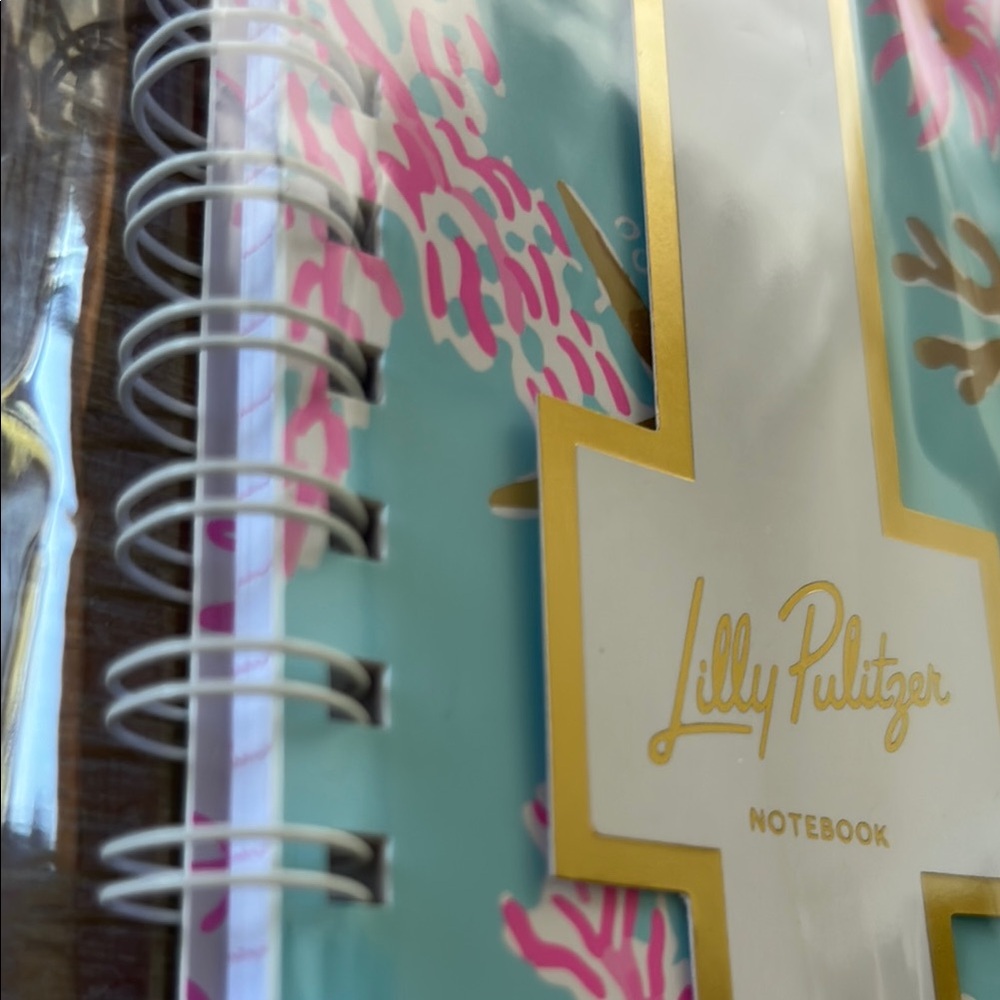 Lilly Pulitzer Pink and Gold Coral Notebook BNWT - Picture 3 of 6